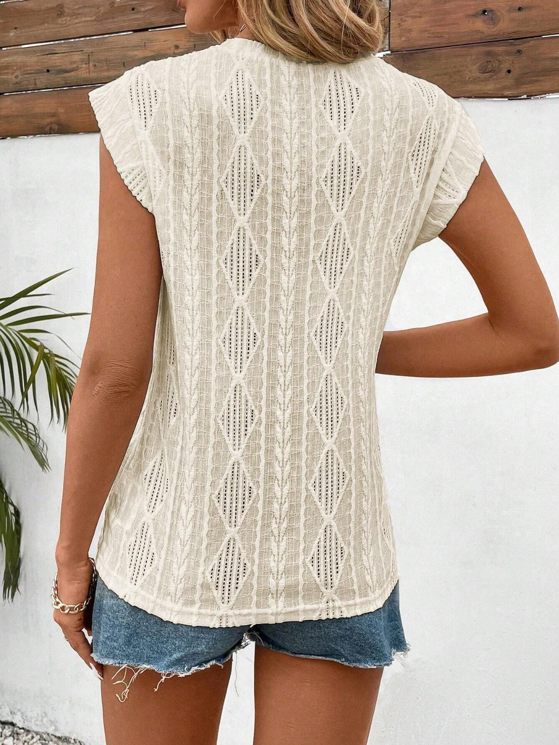 Blueberi B Women’s Eyelet Round Neck Cap Sleeve Top Polyester Elastane Size S-2XL