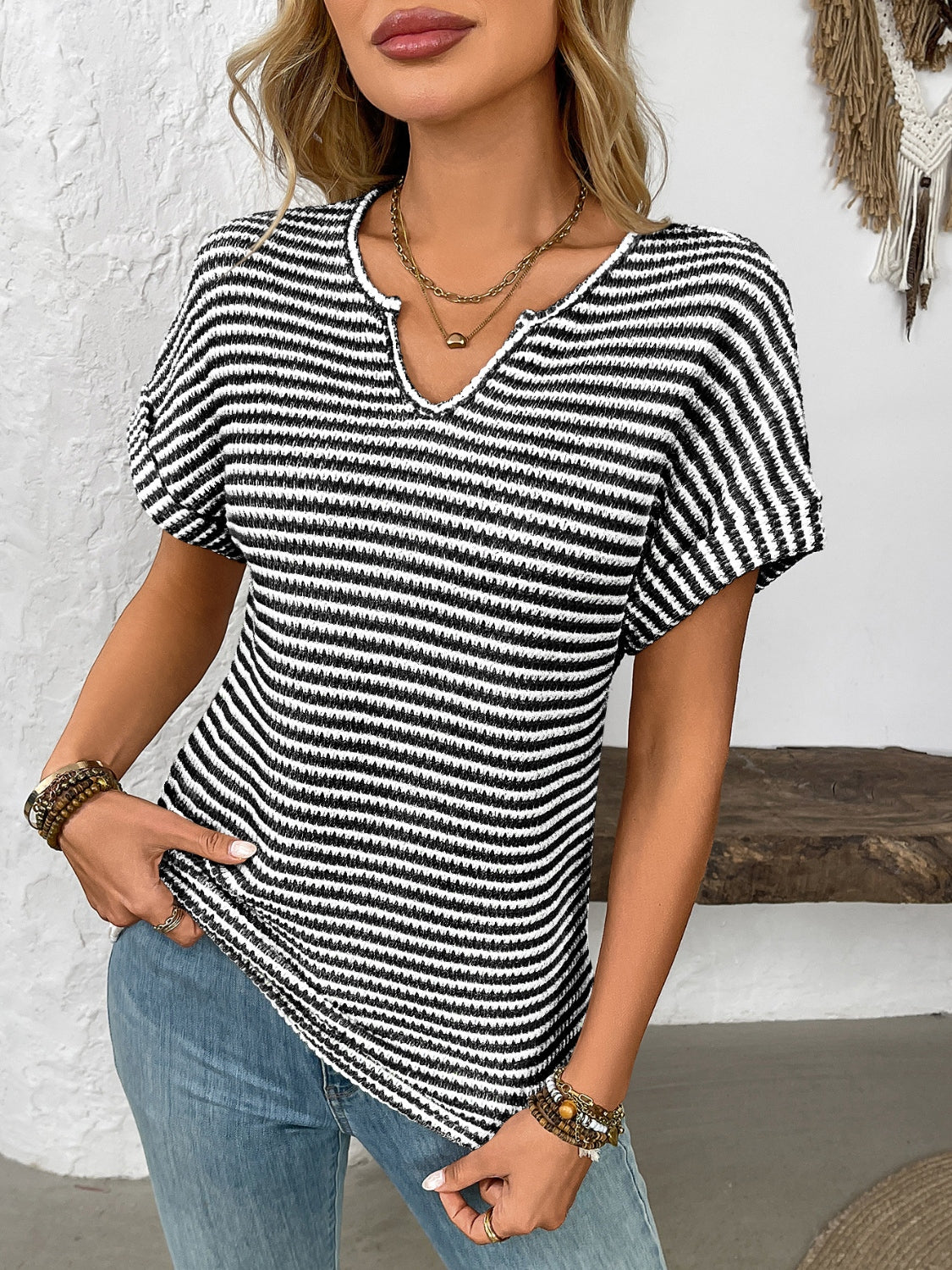 Blueberi B Women’s Striped Notched Short Sleeve T-Shirt Polyester Elastane S-2XL
