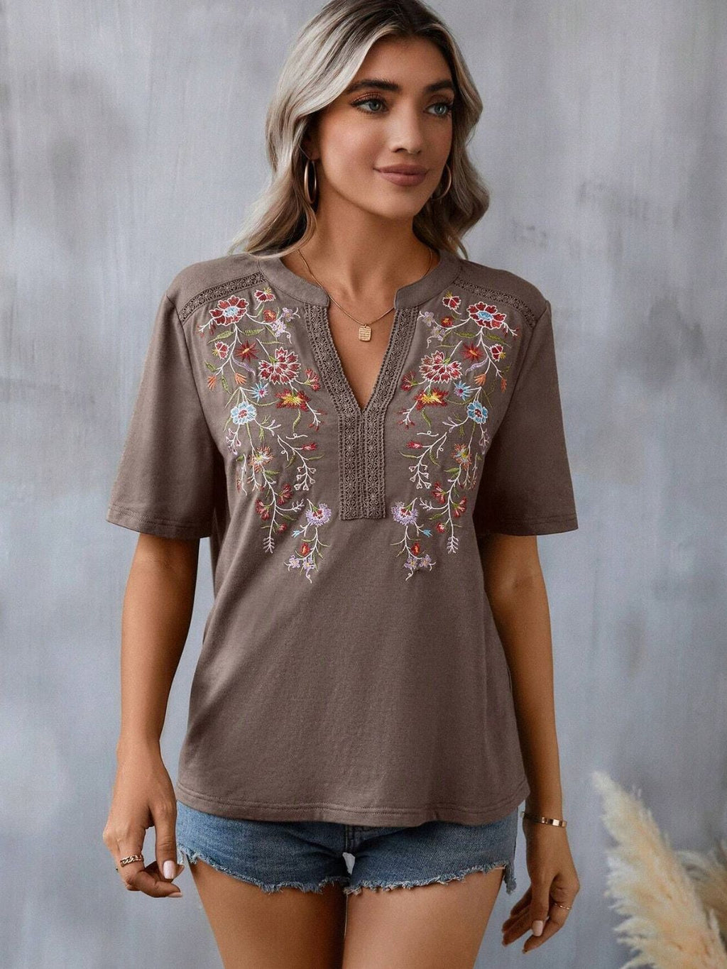 Blueberi B Women's Embroidered Notched Short Sleeve T-Shirt Polyester Elastane Size S-2XL