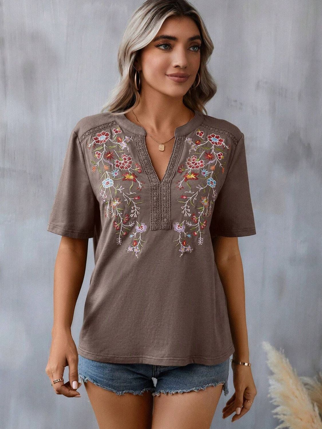 Blueberi B Women's Embroidered Notched Short Sleeve T-Shirt Polyester Elastane Size S-2XL