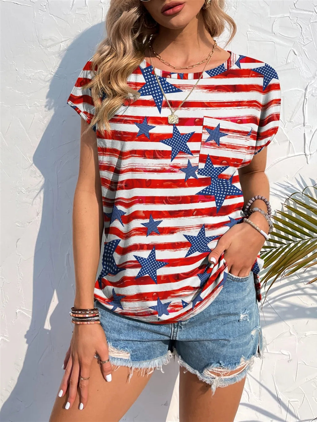 Blueberi B Women’s Americana Printed Round Neck Short Sleeve T-Shirt Polyester Spandex S-XL