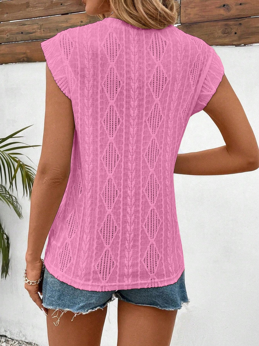 Blueberi B Women’s Eyelet Round Neck Cap Sleeve Top Polyester Elastane Size S-2XL