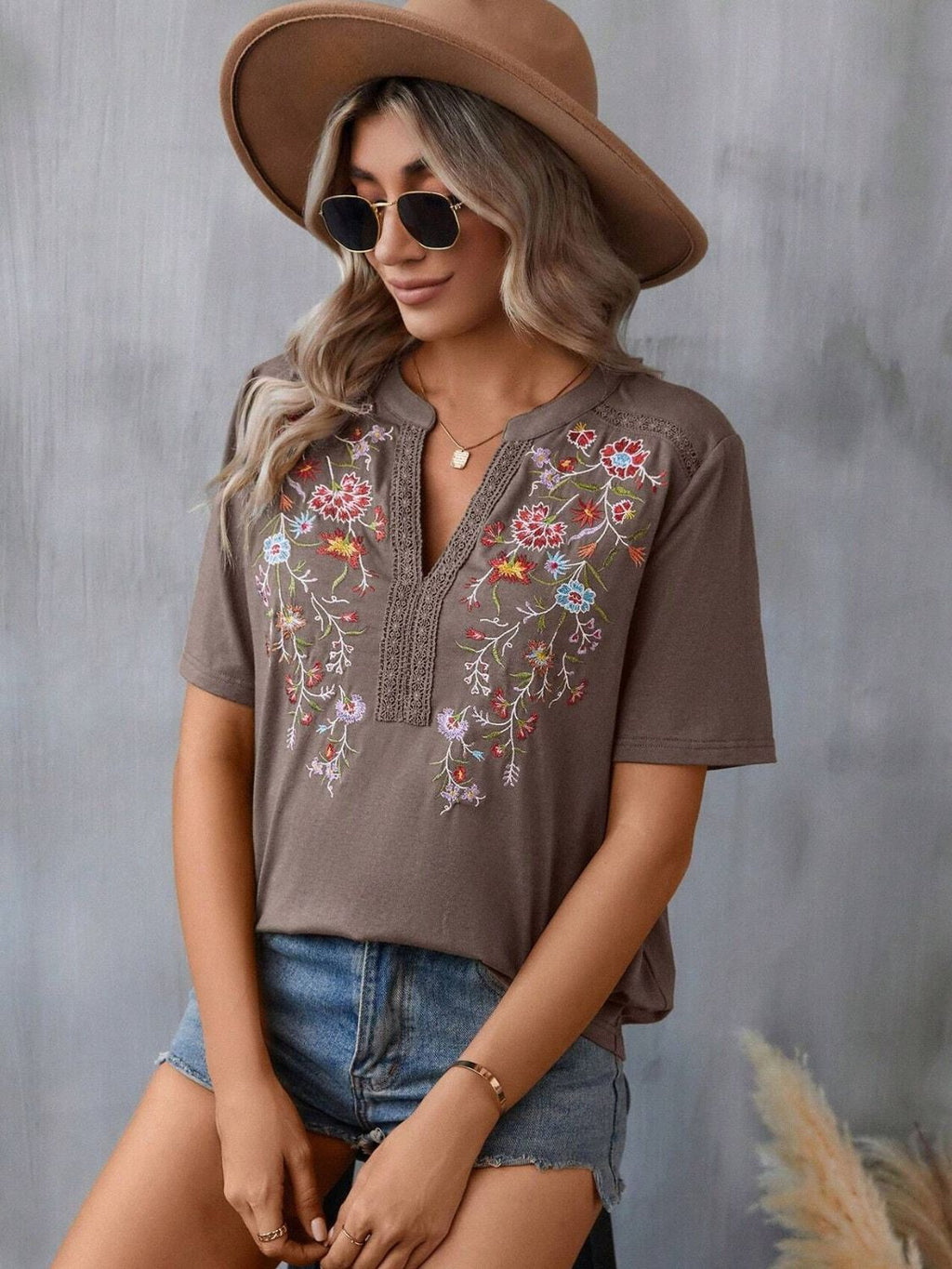Blueberi B Women's Embroidered Notched Short Sleeve T-Shirt Polyester Elastane Size S-2XL