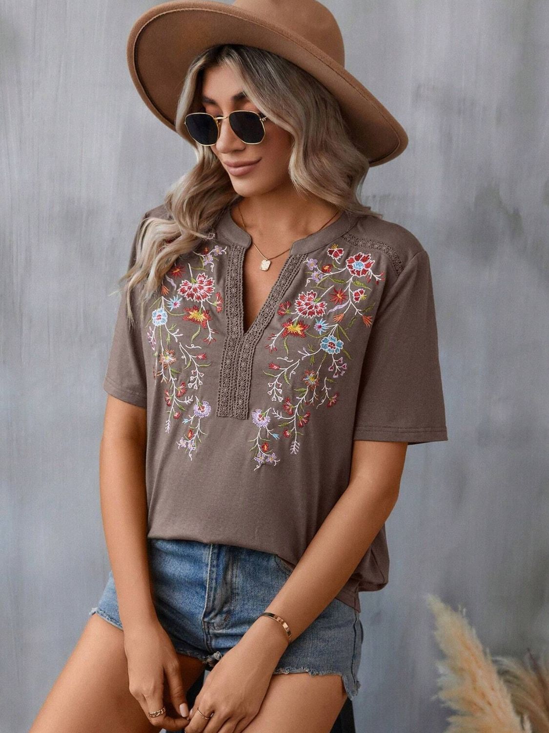 Blueberi B Women's Embroidered Notched Short Sleeve T-Shirt Polyester Elastane Size S-2XL