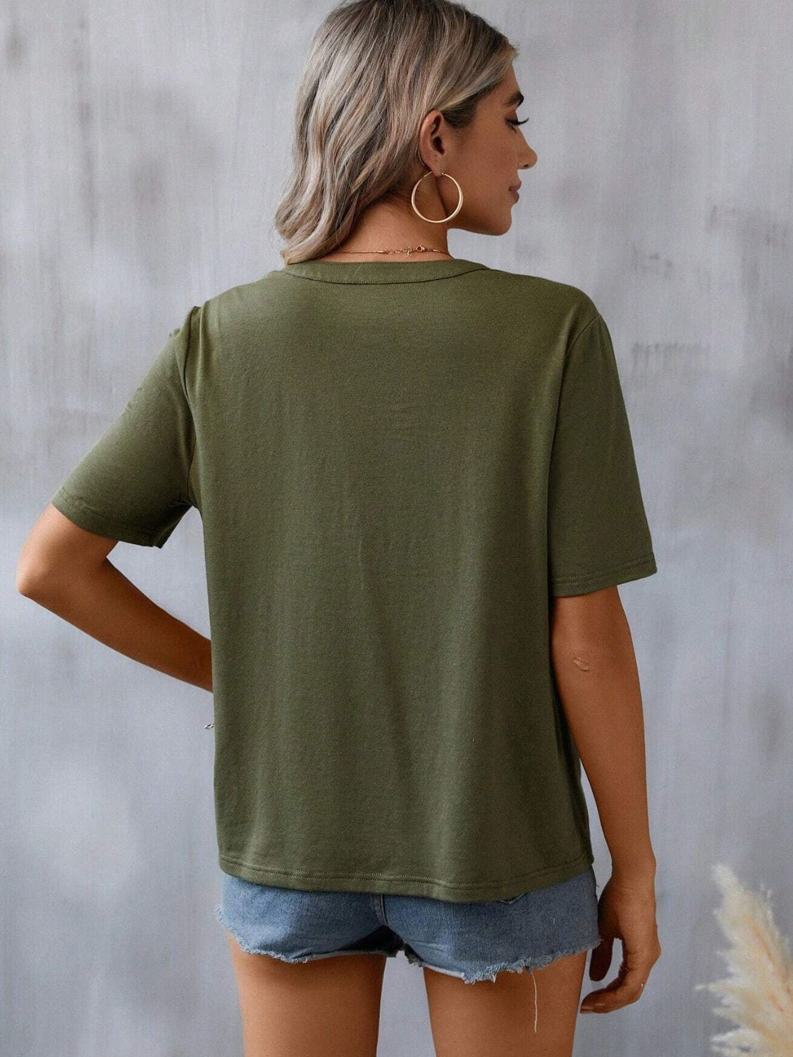 Blueberi B Women's Embroidered Notched Short Sleeve T-Shirt Polyester Elastane Size S-2XL