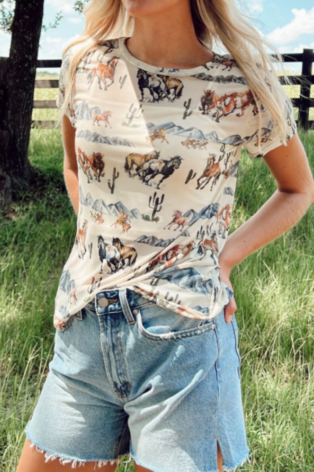 Blueberi B Women’s Western Fashion Mustang River Printed Mesh T Shirt Polyester Elastane Size S-XL