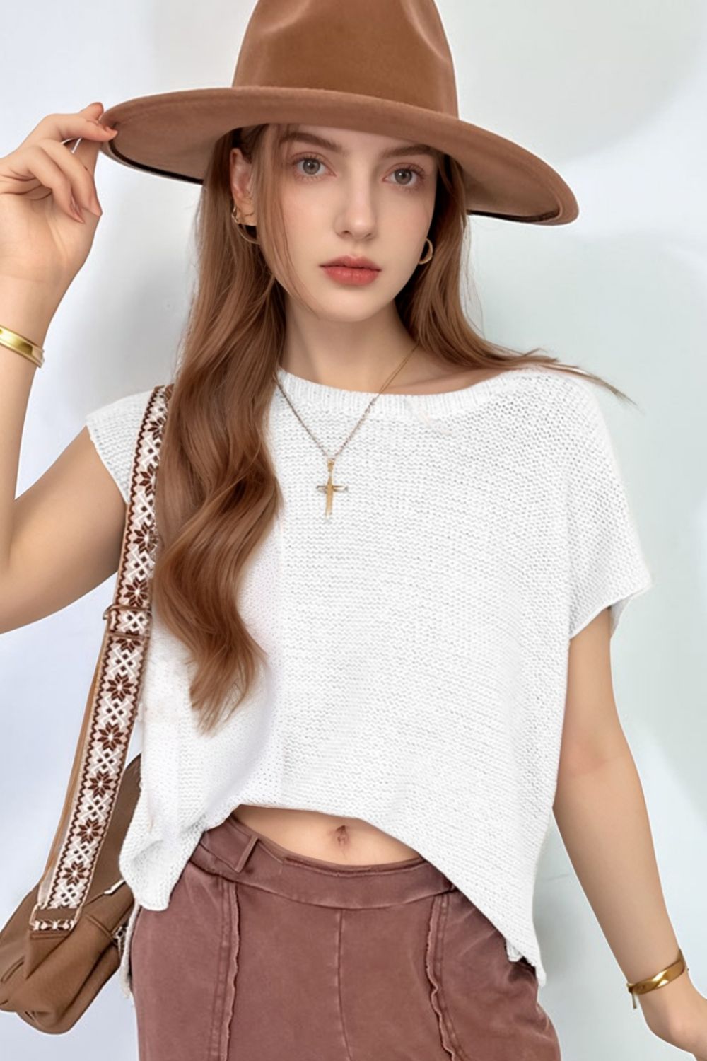 Blueberi B Women’s Short Sleeve Side Slit Round Neck Knit Top Acrylic Size S-XL